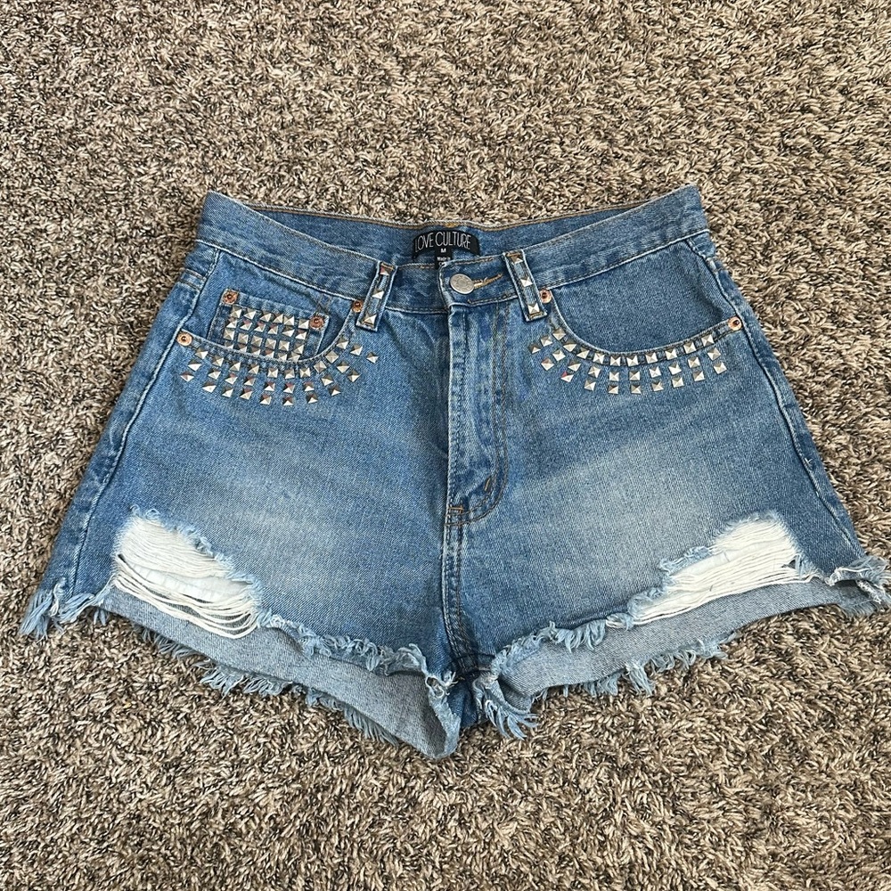studded denim shorts